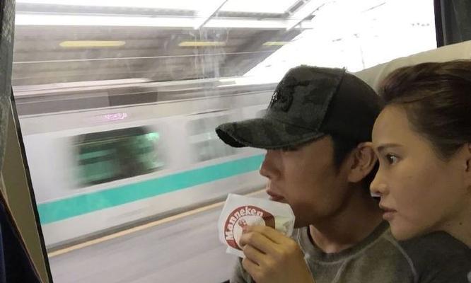 体验生活舞台（一个人的成长历程）
