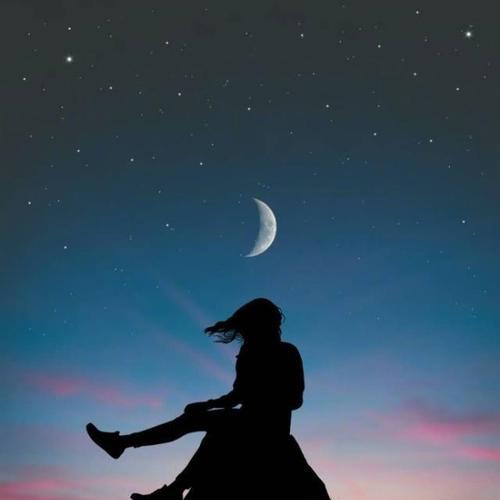 浅眠时光（适合半夜睡不着发圈的唯美句子）