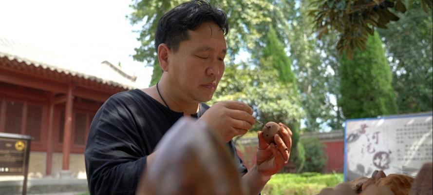从小城镇走向世界（一个普通年轻人的奋斗之路）