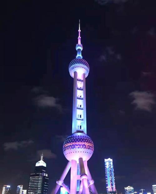传承美德，绘就新华章（传承美德）