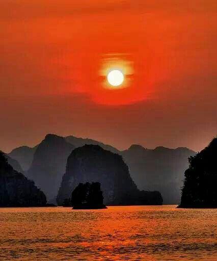 夕阳无限好，何愁近黄昏——小镇的晚霞（一杯酒）