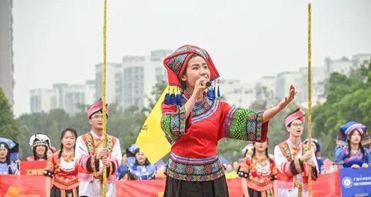 广西三月三祝福：踏春赏花，祈福风调雨顺