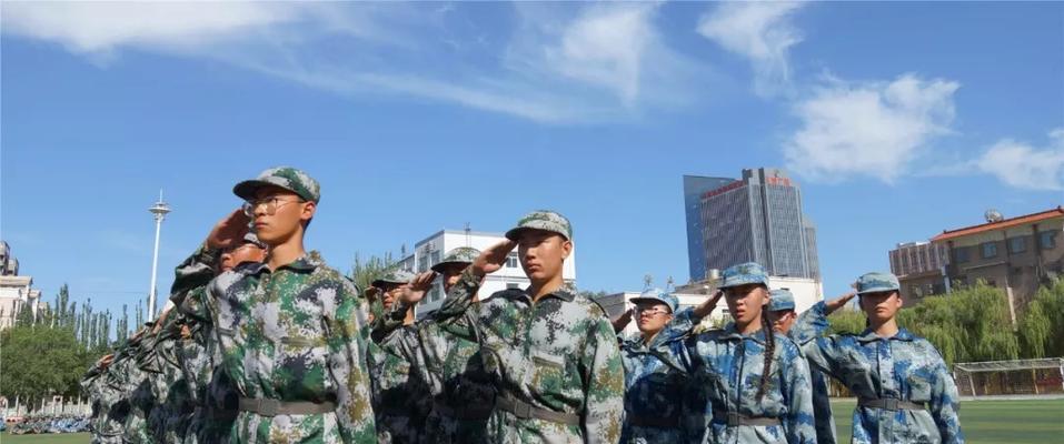 《向前冲》——高一新生军训口号
