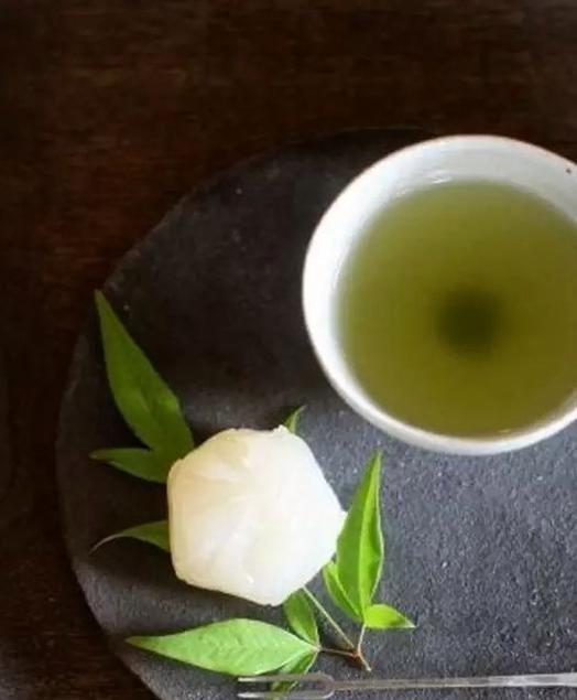 慢慢走近，不舍离别（一个陌生人，一段难舍的情缘）