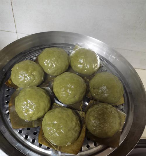 清明饼的美好寓意（《清风徐来，翠饼共春色》）